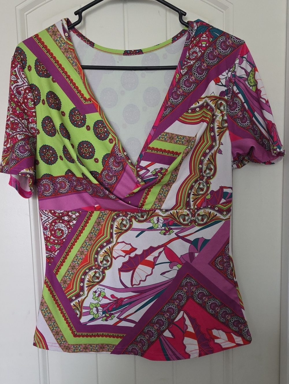SHEIN Pink & Lime Abstract V-Neck Short Sleeve Top